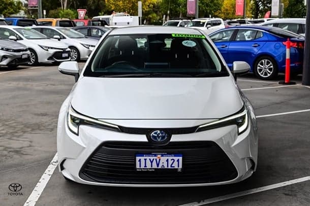 2024 Toyota Corolla Ascent Sport Hybrid in White