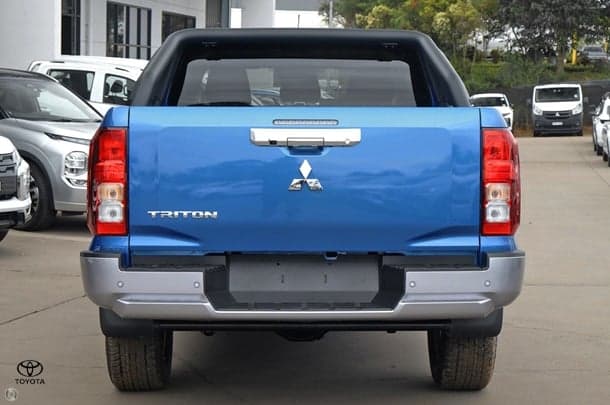2025 Mitsubishi Triton GLX-R in Blue