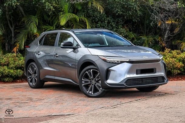 2025 Toyota bZ4X Standard 2WD in Silver