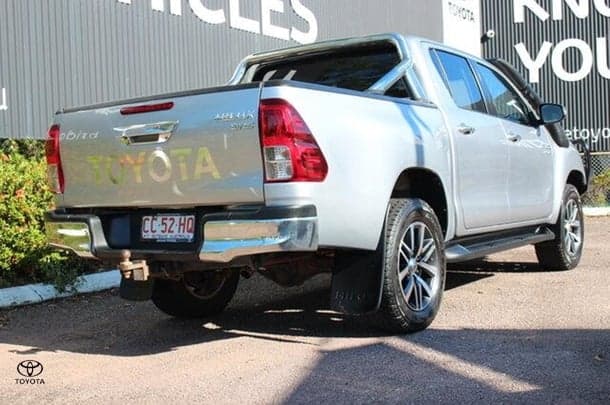 2016 Toyota Hilux SR5 in Silver