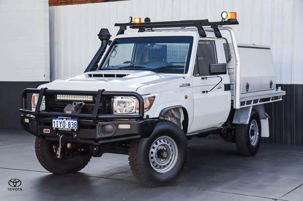 2019 Toyota Landcruiser Workmate in White