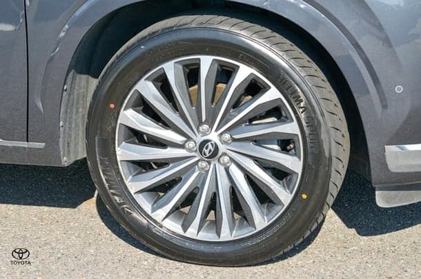 2023 Hyundai Palisade Calligraphy in Grey