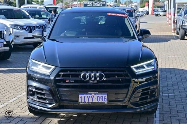 2019 Audi SQ5 Base in Black