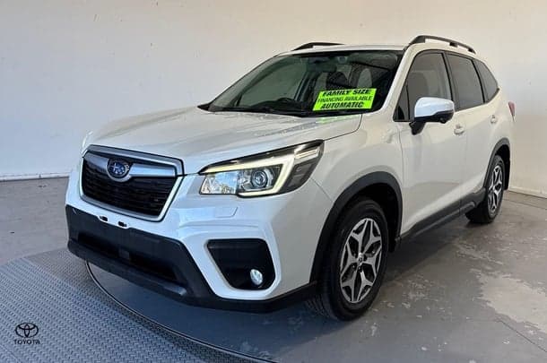 2019 Subaru Forester 2.5i-L in White