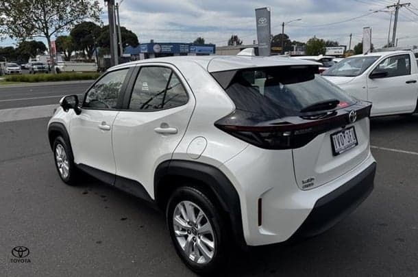 2022 Toyota Yaris Cross GX in White