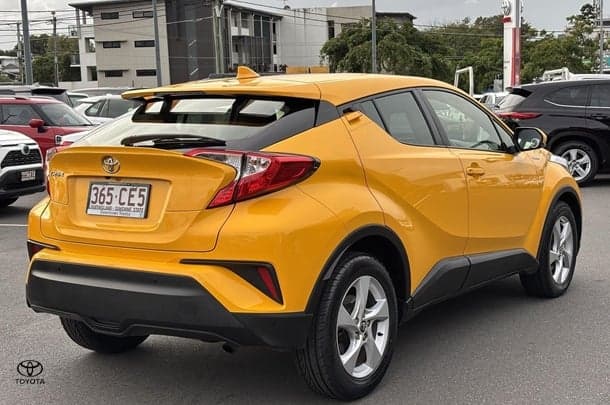 2019 Toyota C-HR Base in Yellow