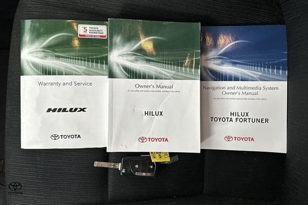2019 Toyota Hilux SR in White