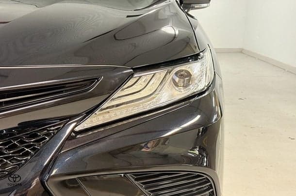 2020 Toyota Camry SL in Black