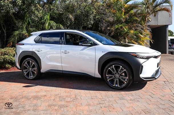 2024 Toyota bZ4X Standard AWD in White