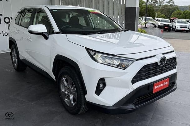 2022 Toyota RAV4 GX-2WD in White