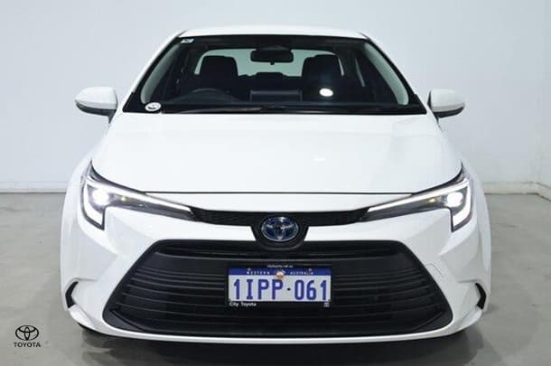 2025 Toyota Corolla Ascent Sport Hybrid in White