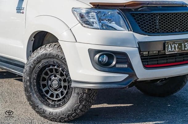 2014 Toyota Hilux Black Limited Edition in White