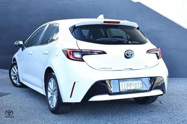2025 Toyota Corolla Ascent Sport Hybrid in White