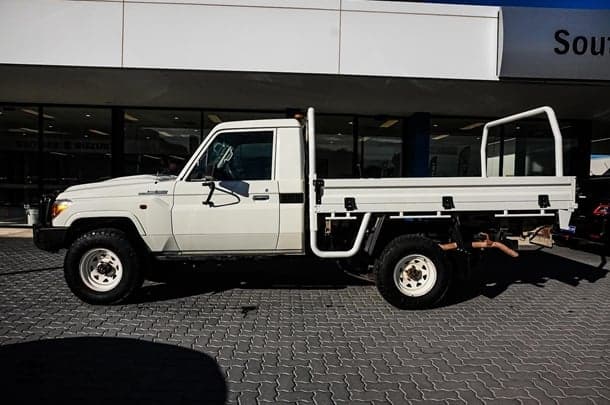 2019 Toyota Landcruiser Workmate in White