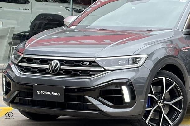 2023 Volkswagen T-Roc R in Grey