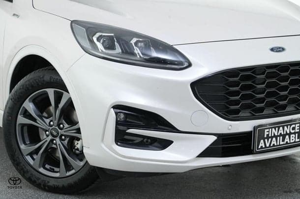 2020 Ford Escape ST-Line in White