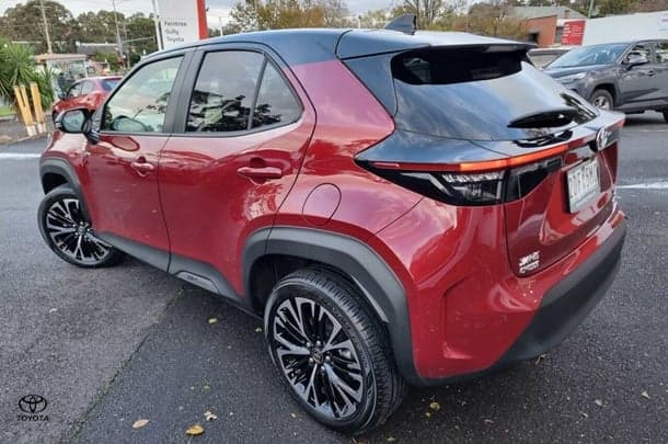 2025 Toyota Yaris Cross Urban in Red