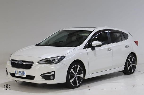 2018 Subaru Impreza 2.0i-S in White