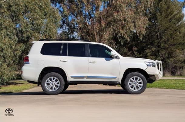 2020 Toyota Landcruiser Sahara in White