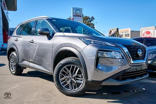 2024 Nissan X-TRAIL ST in Grey