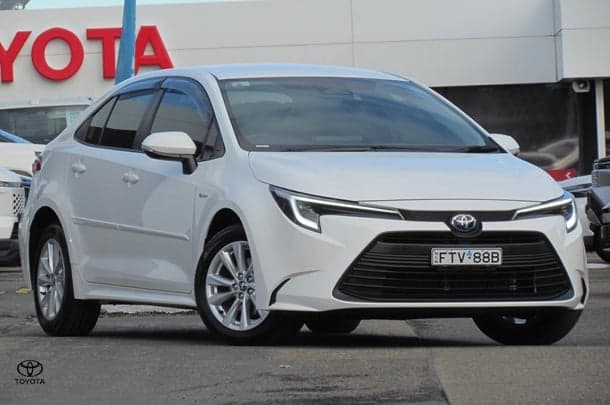 2025 Toyota Corolla Ascent Sport Hybrid in White