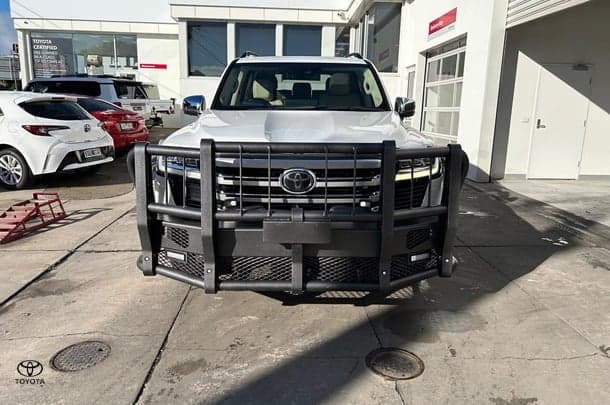 2022 Toyota Landcruiser Sahara in White
