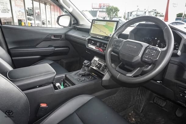 2026 Toyota Hilux SR5 48V in White