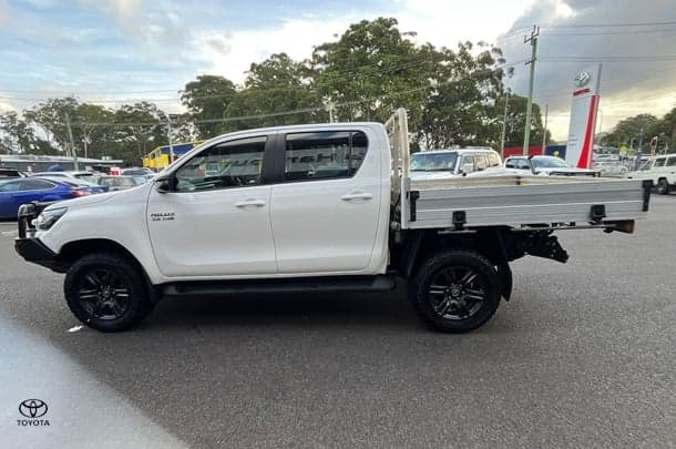 2022 Toyota Hilux SR in White