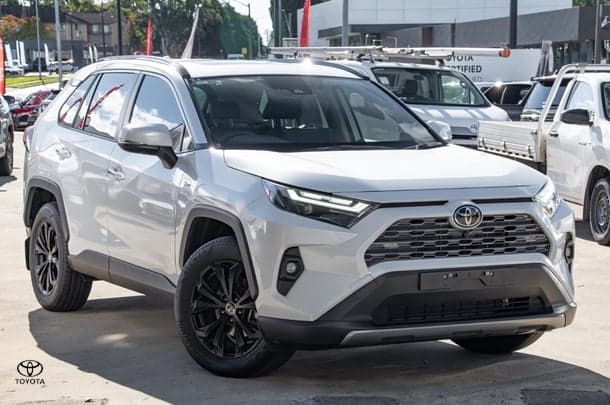 2025 Toyota RAV4 Cruiser 2WD in White