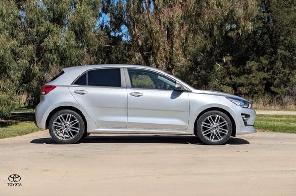 2022 Kia Rio SX in Silver