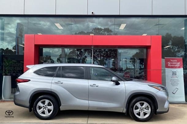 2023 Toyota Kluger GX in Silver