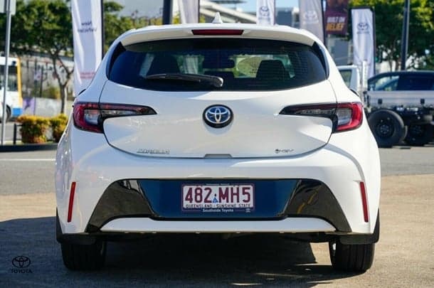2024 Toyota Corolla Ascent Sport in White