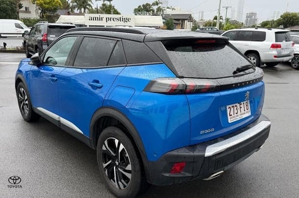 2022 Peugeot 2008 GT in Blue