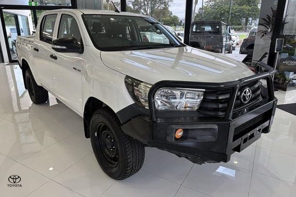 2016 Toyota Hilux Workmate in White