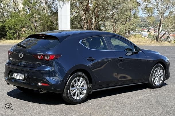 2020 Mazda 3 G20 Pure in Blue