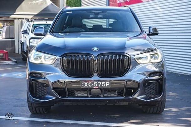 2022 BMW X5 xDrive30d M Sport in Grey