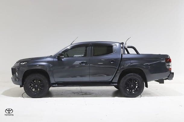 2022 Mitsubishi Triton GSR in Grey