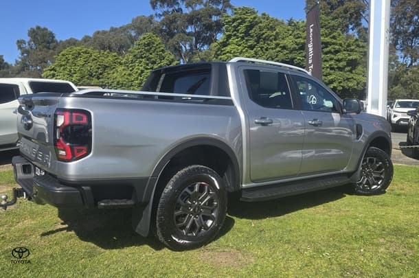 2025 Ford Ranger Wildtrak in Pink