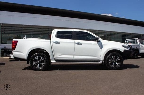 2023 Mazda BT-50 XTR in White