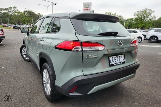 2025 Toyota Corolla Cross GX in Green