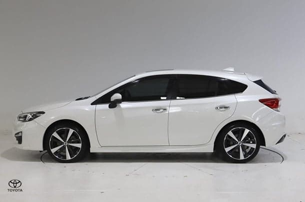 2018 Subaru Impreza 2.0i-S in White