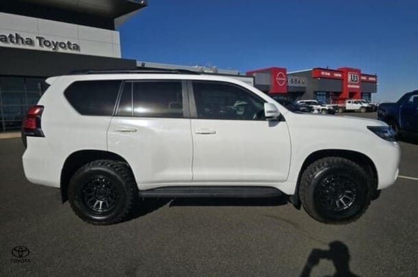 2022 Toyota Landcruiser Prado GXL in White