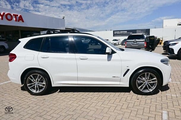 2018 BMW X3 xDrive20d in White