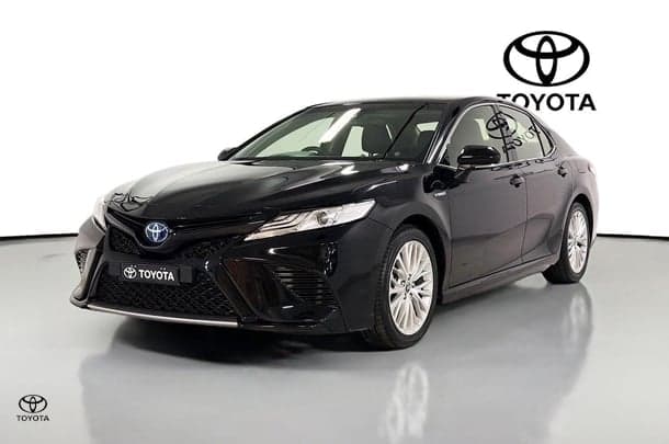 2020 Toyota Camry SL in Black