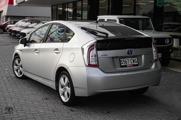 2014 Toyota Prius i-Tech in Silver