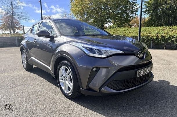 2022 Toyota C-HR GXL-2WD in Silver