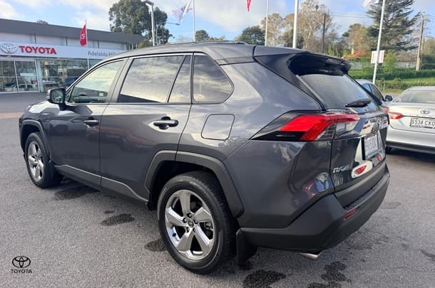 2019 Toyota RAV4 GXL in Grey
