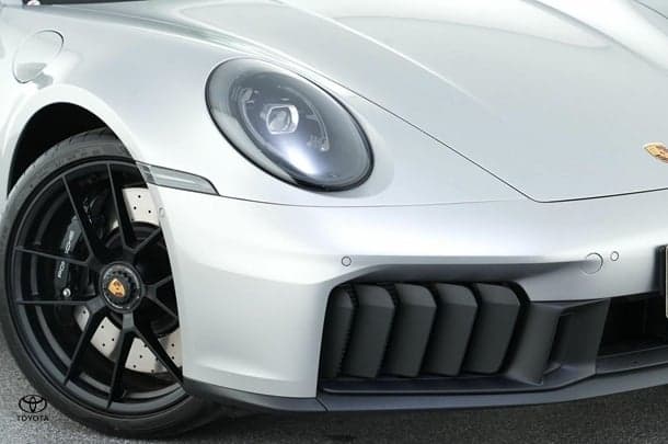 2025 Porsche 911 Targa 4 GTS in Silver