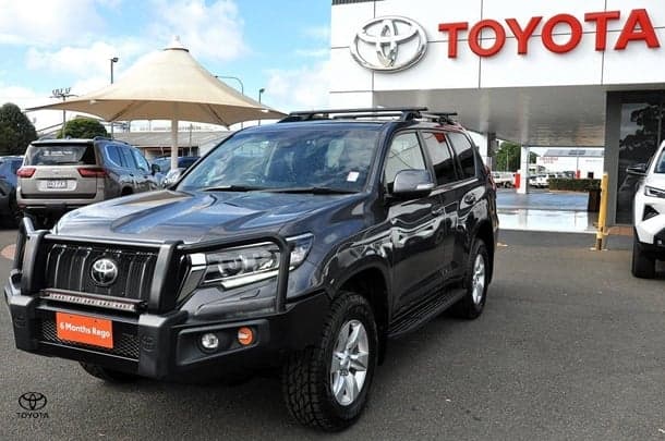 2022 Toyota Landcruiser Prado GXL in Silver