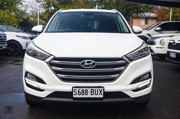 2018 Hyundai Tucson Active X in White